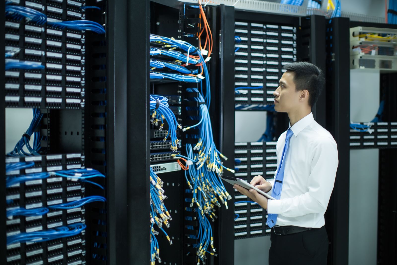 Thiết kế, thi công hệ thống điện nhẹ